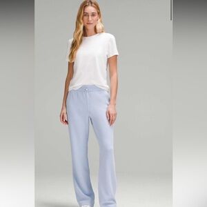 NWT l lululemon 🍋 l Sofstreme high right pant *regular - size 12